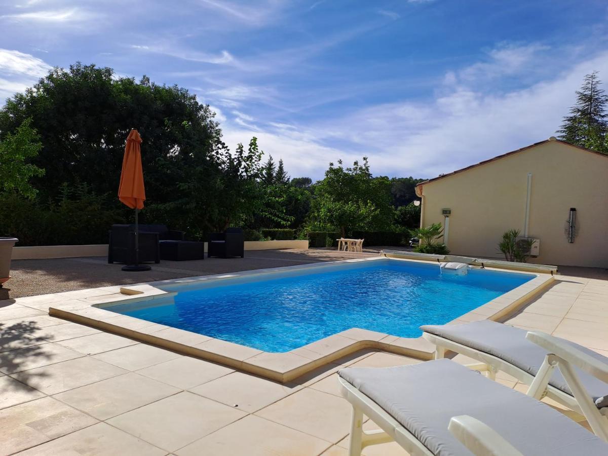 chambre d'hôtes chez Jessica et Pascal Acomodação com café da manhã Barjols Exterior foto